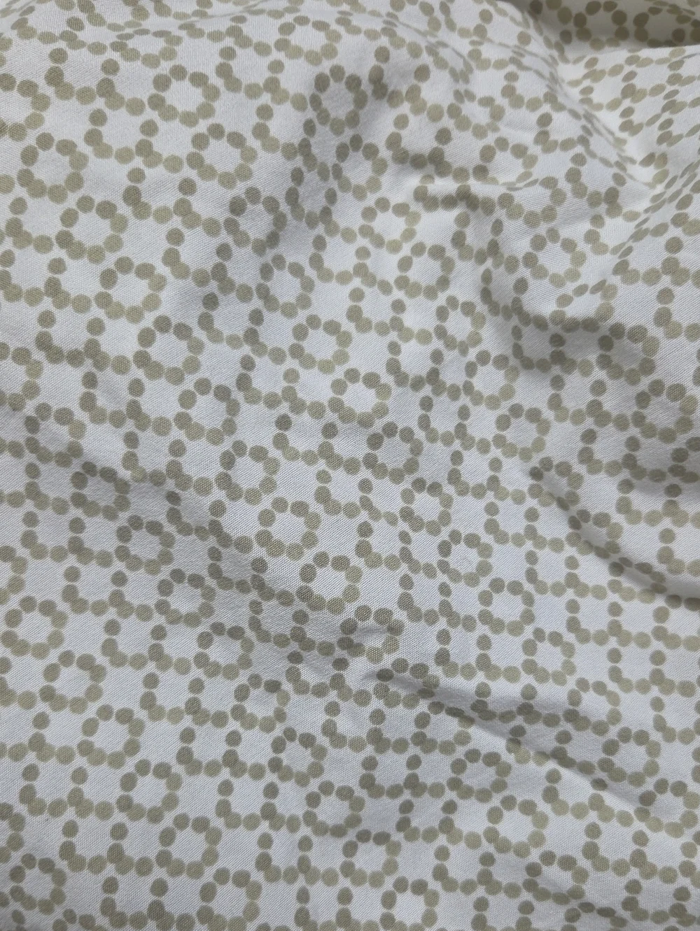 Soft Dot-Print Flat And Fitted Sheet Set in Beige and White Full Size